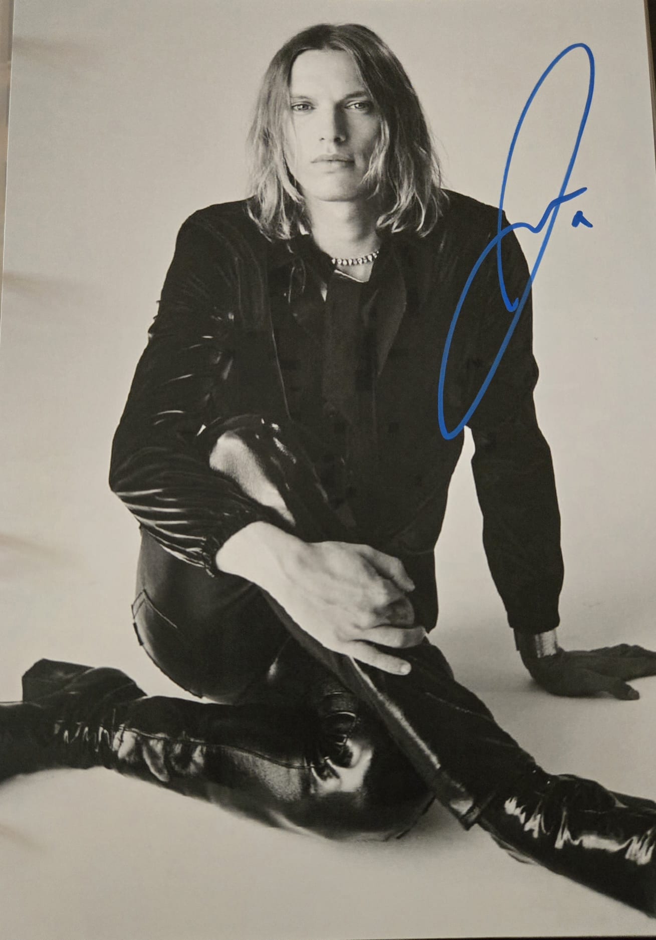 Autogramm von Jamie Campbell Bower