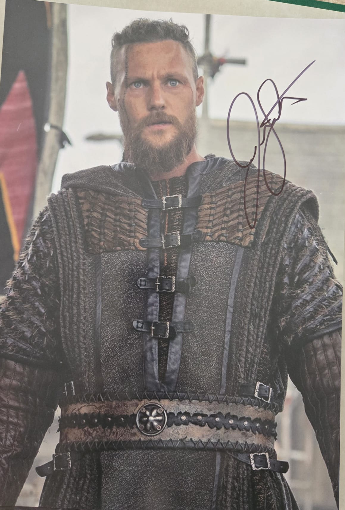 Autogramm von Jordan Patrick Smith