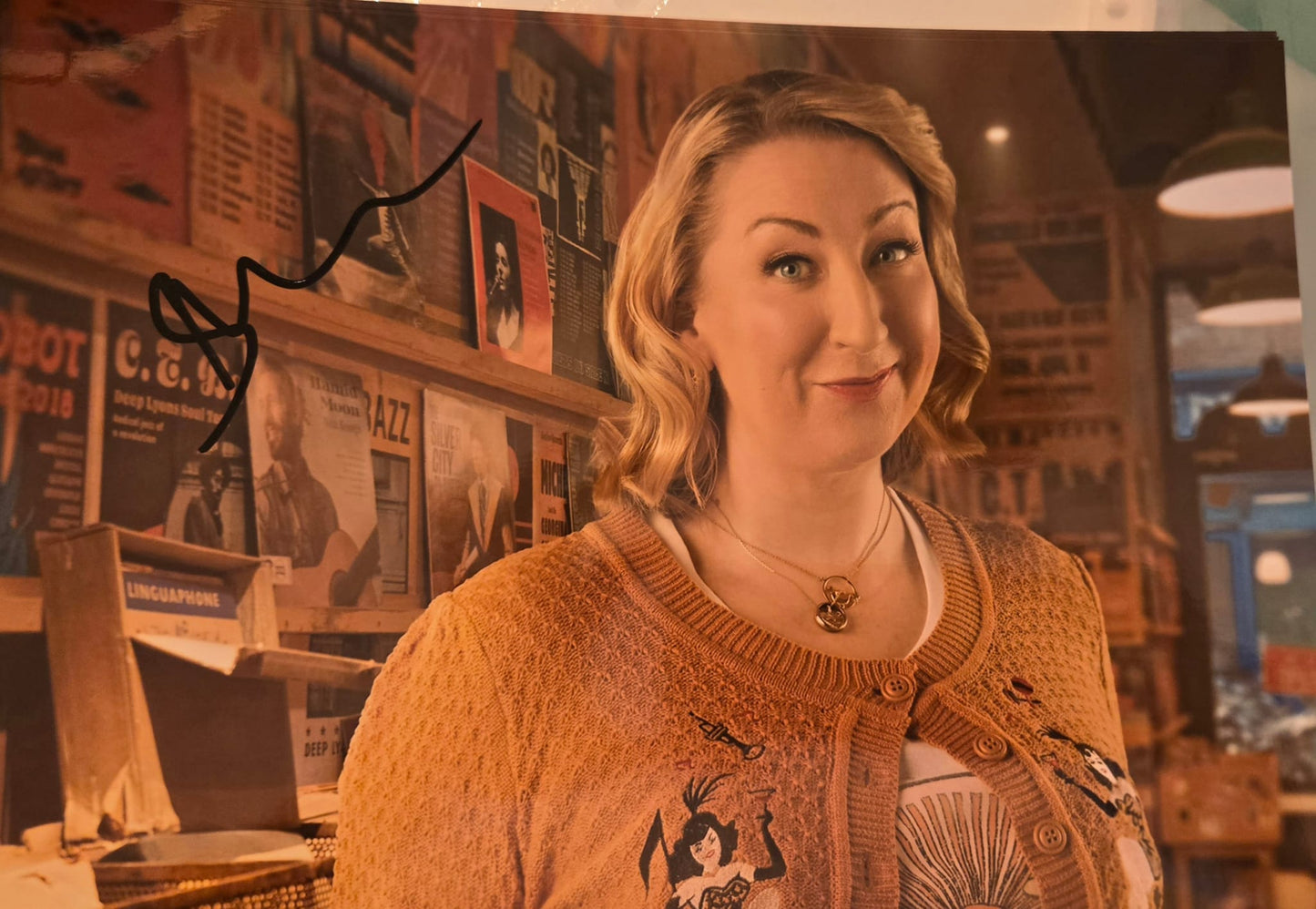 Autogramm von Maggie Service